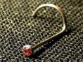 Piercing de Nariz Strass Rosa